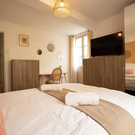 Appartement Plein Centre - Climatisé - Proche Cité Médiévale *